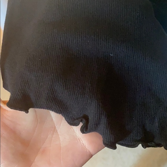 LOOKING FOR - Picture 4 of 5